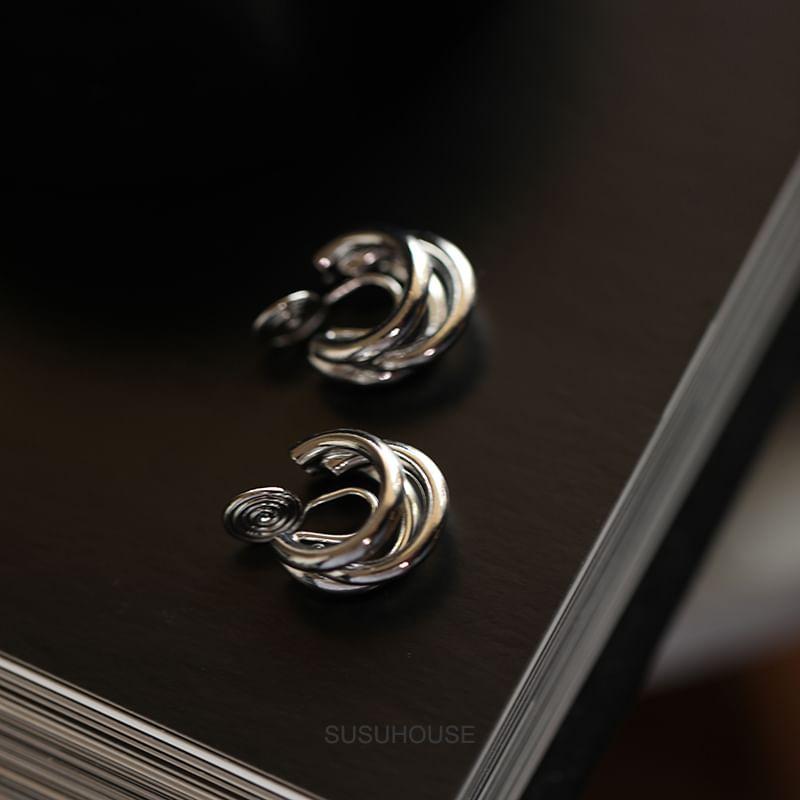 Layered Alloy Ear Cuff / Huggie Earring Product Image