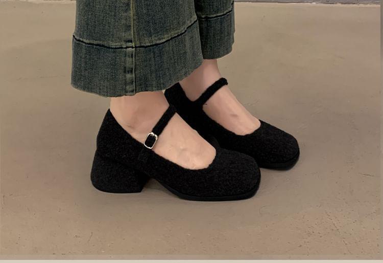 Square Toe Chunky Heel Mary Jane Pumps Product Image