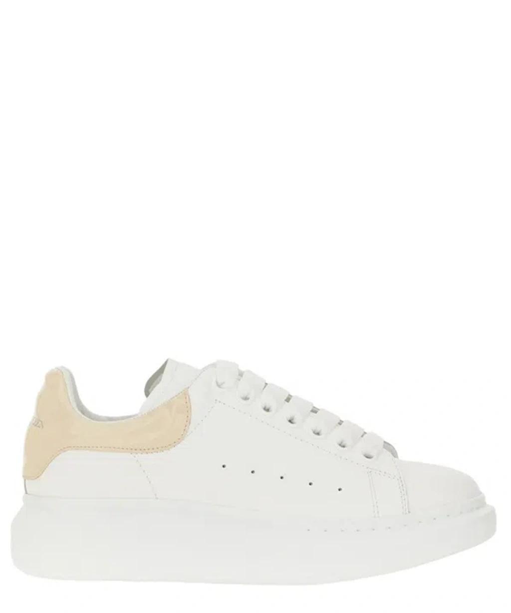 Oversize Sneakers In White Product Image