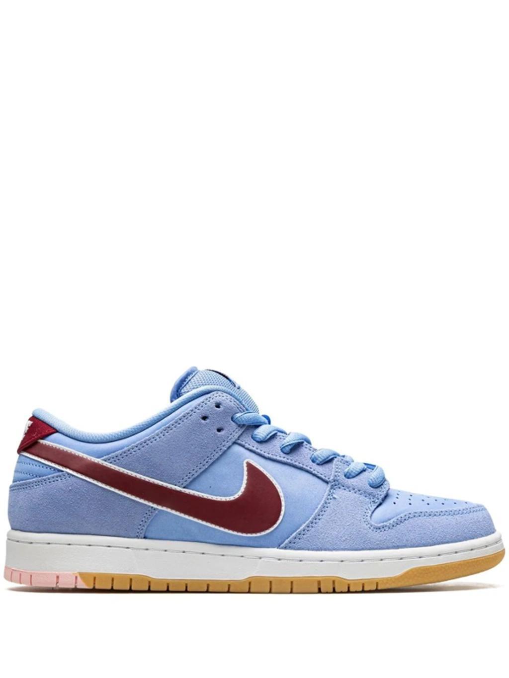 Sb Dunk Low "phillies" Sneakers In Blue Product Image