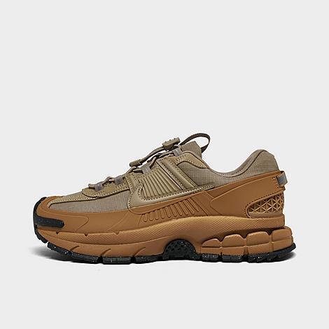 Womens Nike Zoom Vomero Roam Winterized Casual Shoes Product Image