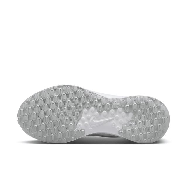 Nike Revolution 7 Mens Road Running Shoes White Product Image