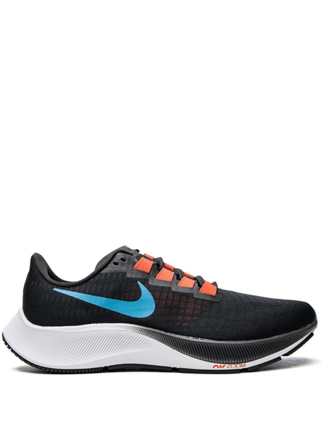 Zoom Pegasus 38 Low-top Sneakers In Blue Product Image