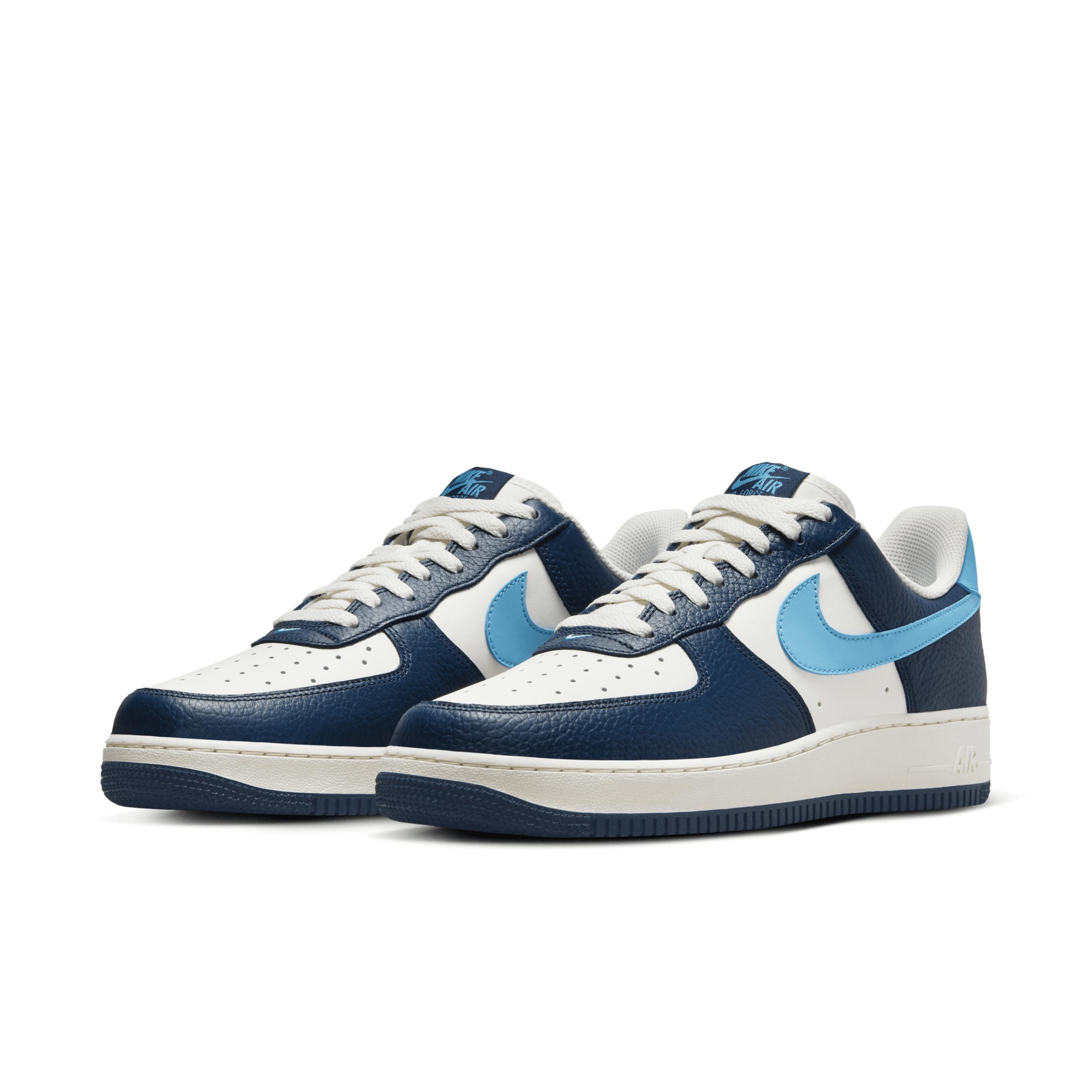 Nike Men's Air Force 1 '07 Shoes Product Image