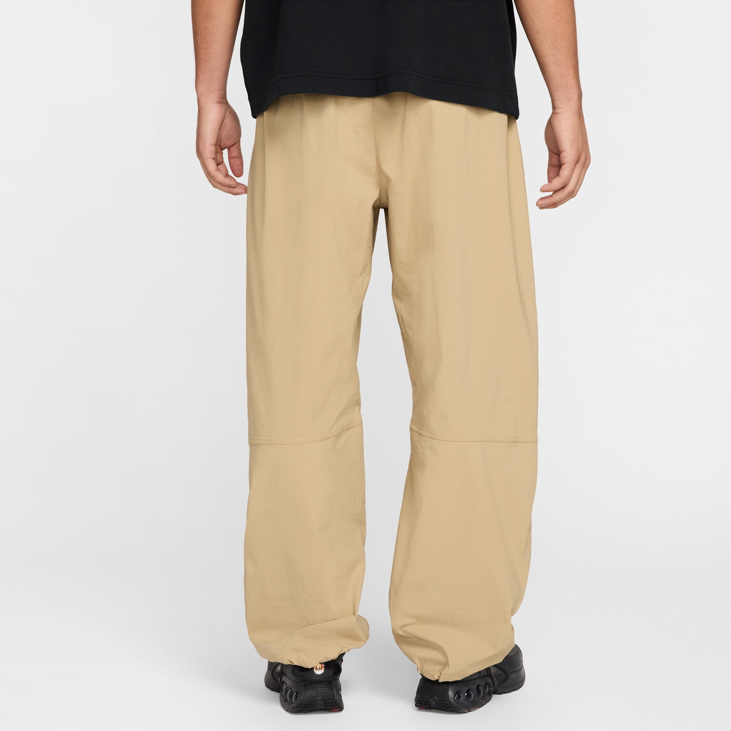 Nike Men's Tech Woven Oversized Pants Product Image