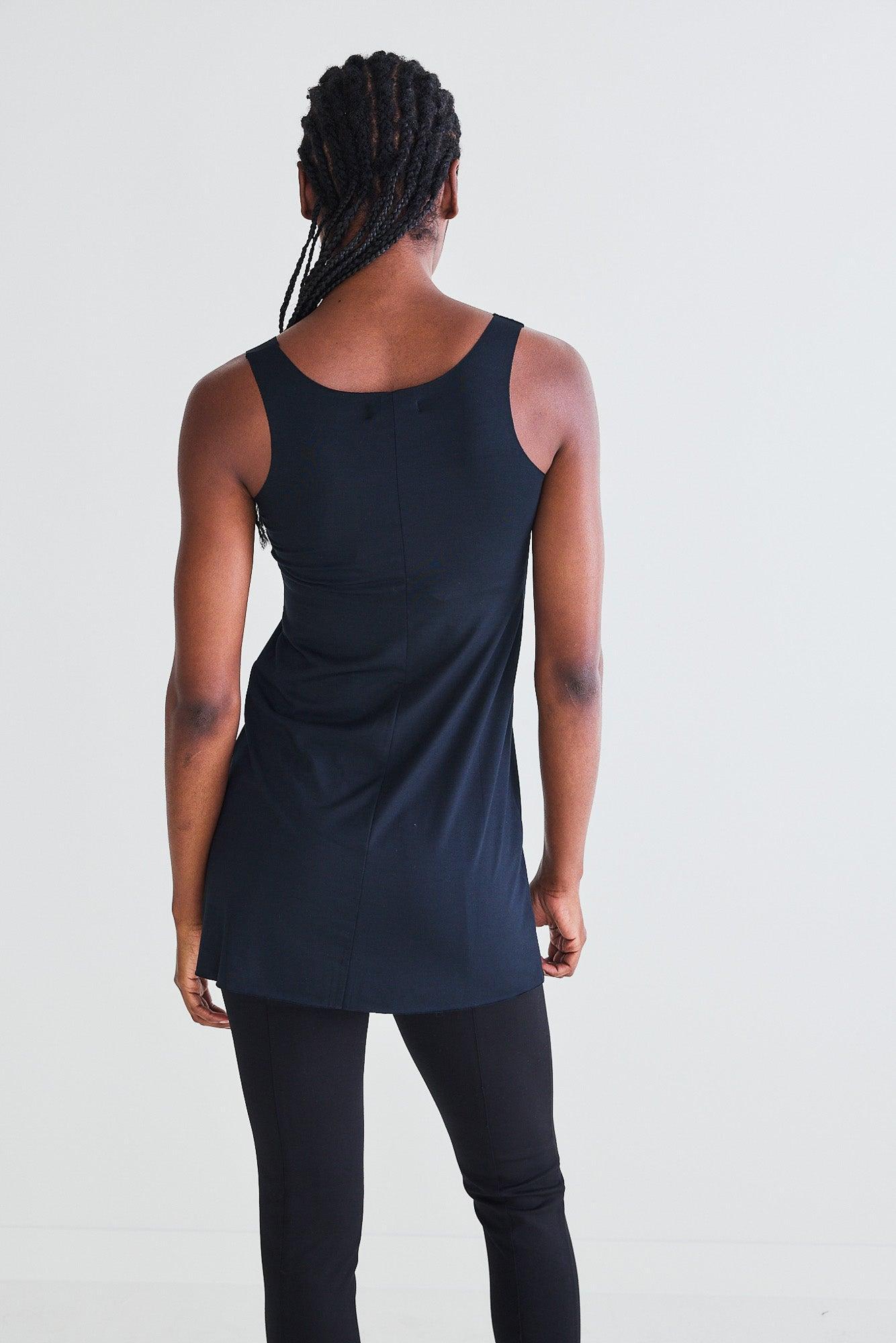 The Essential Long Seamless Cami Product Image