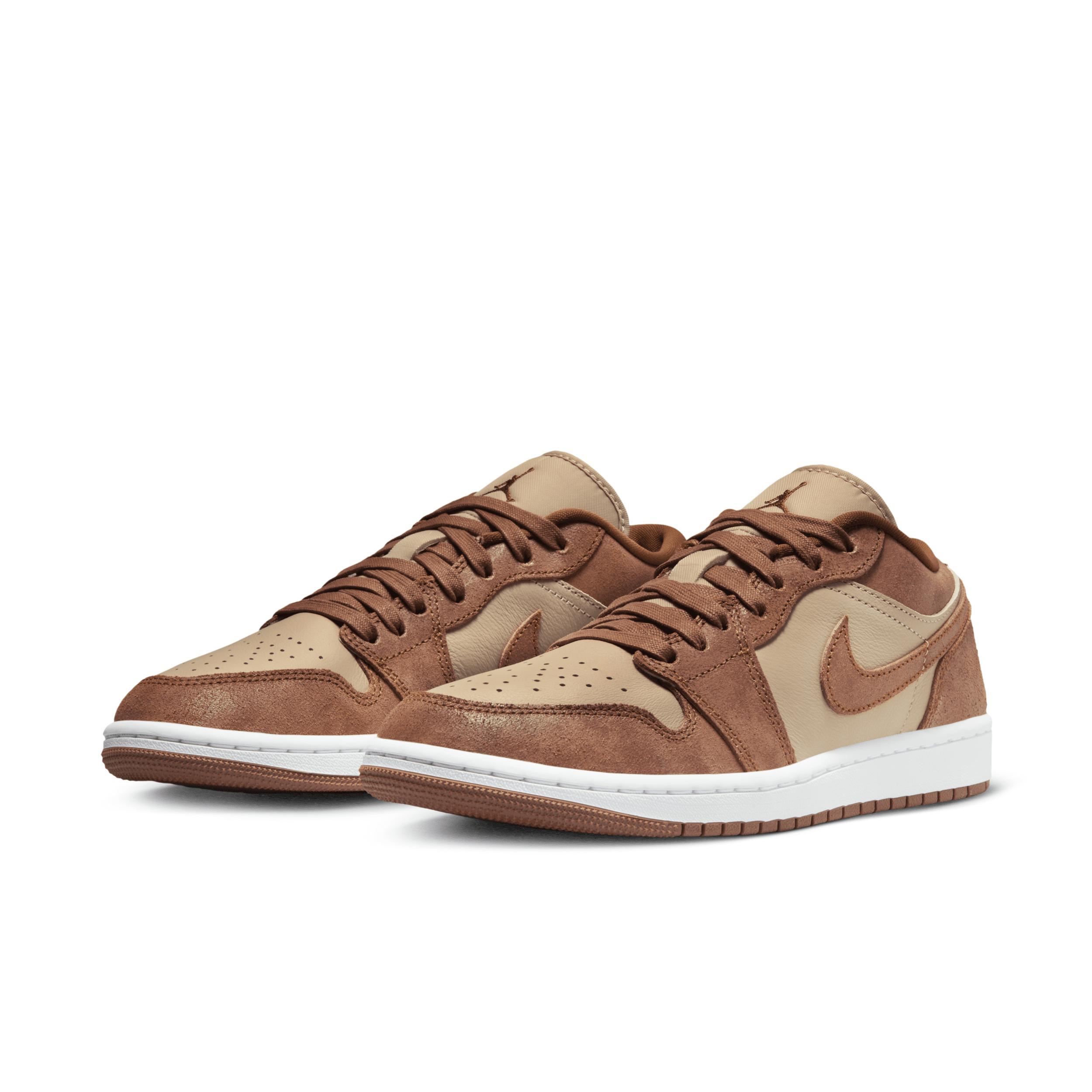 Women's Air Jordan 1 Low SE Shoes Product Image