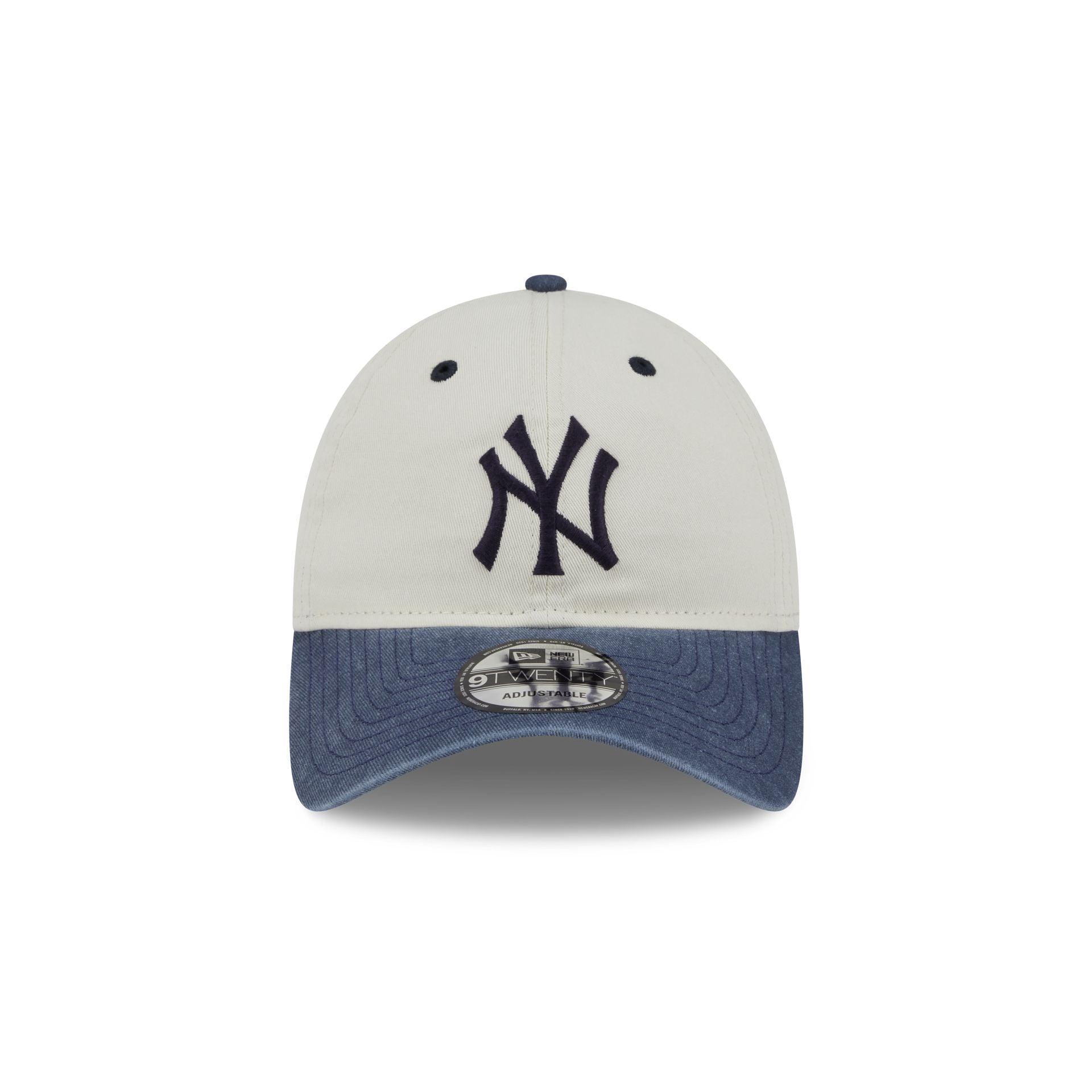 New York Yankees Classic Sidescript 9TWENTY Adjustable Hat Male Product Image