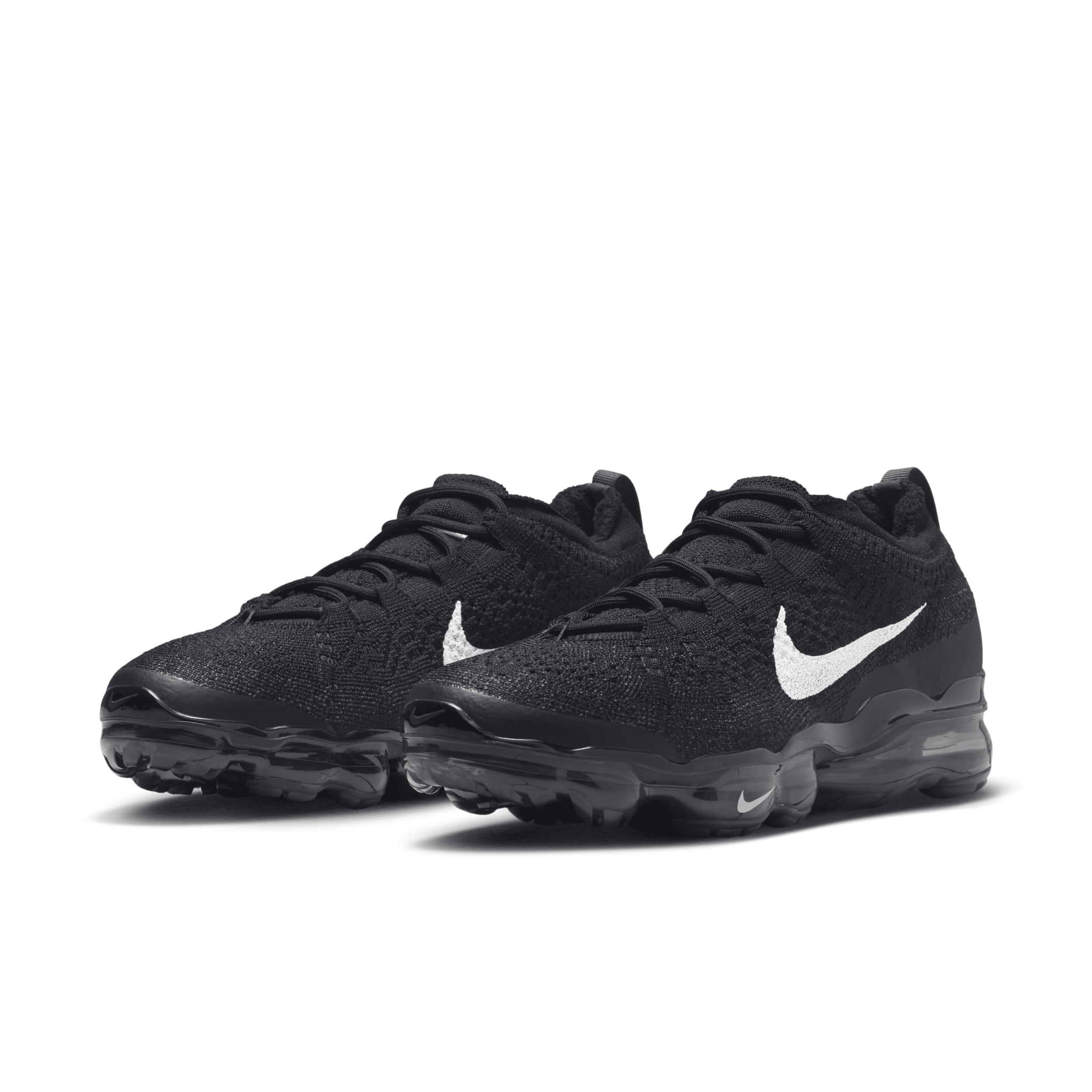 Nike Women's Air VaporMax 2023 Flyknit Shoes Product Image