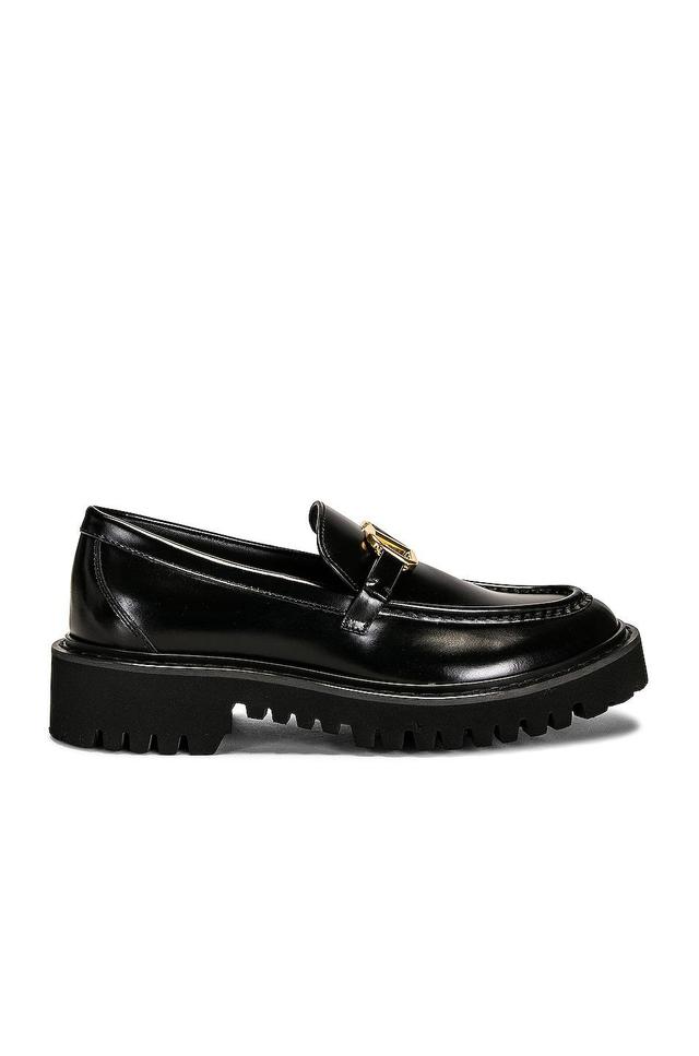 Valentino Garavani Signature V Logo Loafers Black. (also in 36, 36.5, 37, 38, 38.5, 39, 39.5, 40). Product Image