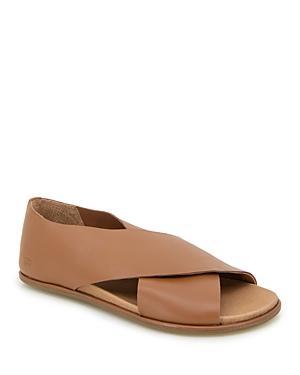 Gentle Souls by Kenneth Cole Laniey (Stone Leather) Women's Sandals Product Image