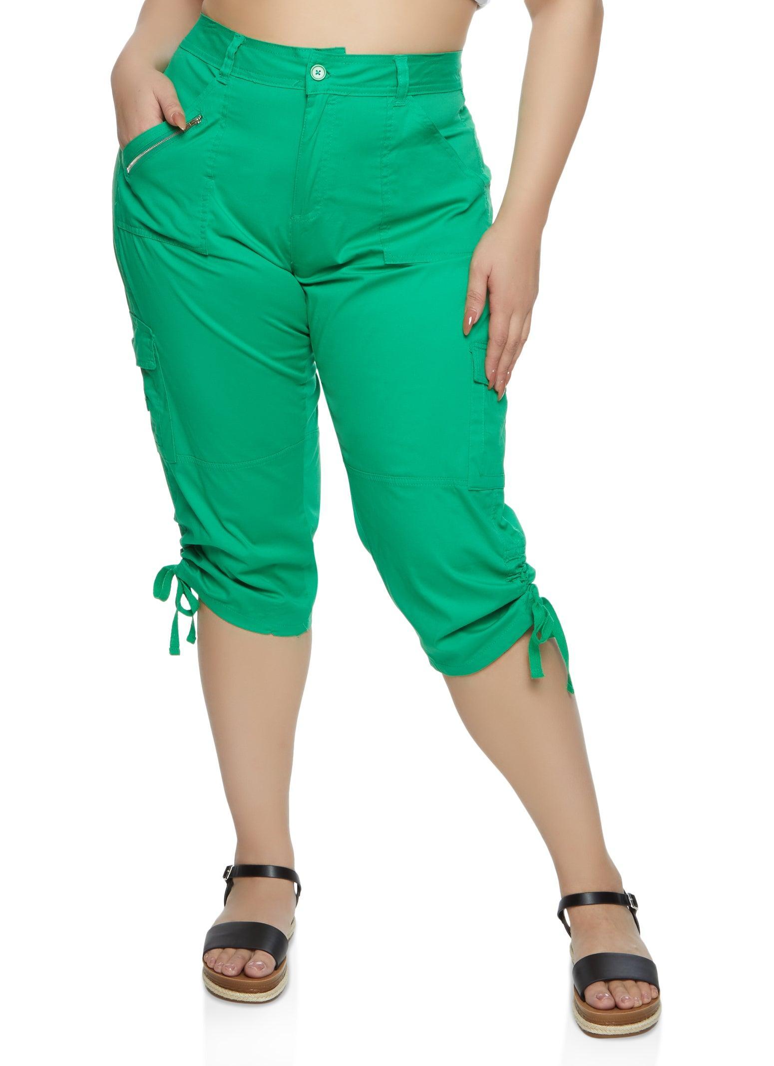 Womens Plus Size Zip Detail Cargo Pocket Capri Pants Product Image