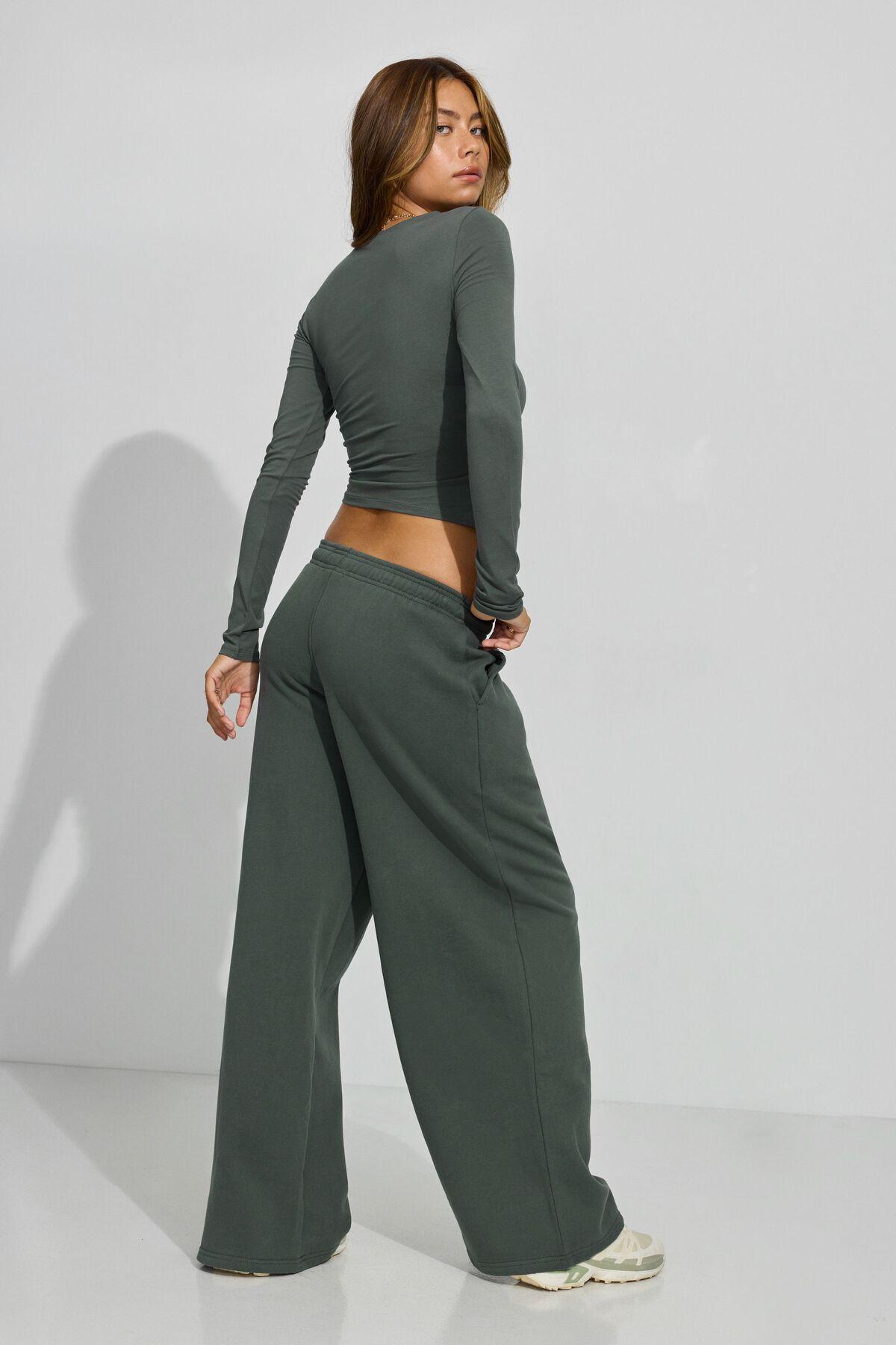 UltraFleece Mega Wide Leg Sweatpants Product Image