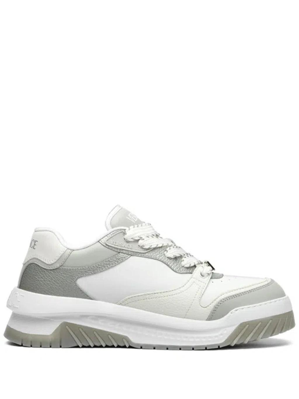 Sneakers In Grey Product Image