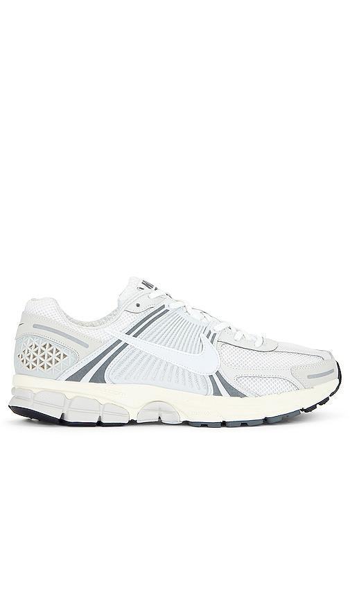 Nike Men's Zoom Vomero 5 SE Shoes Product Image