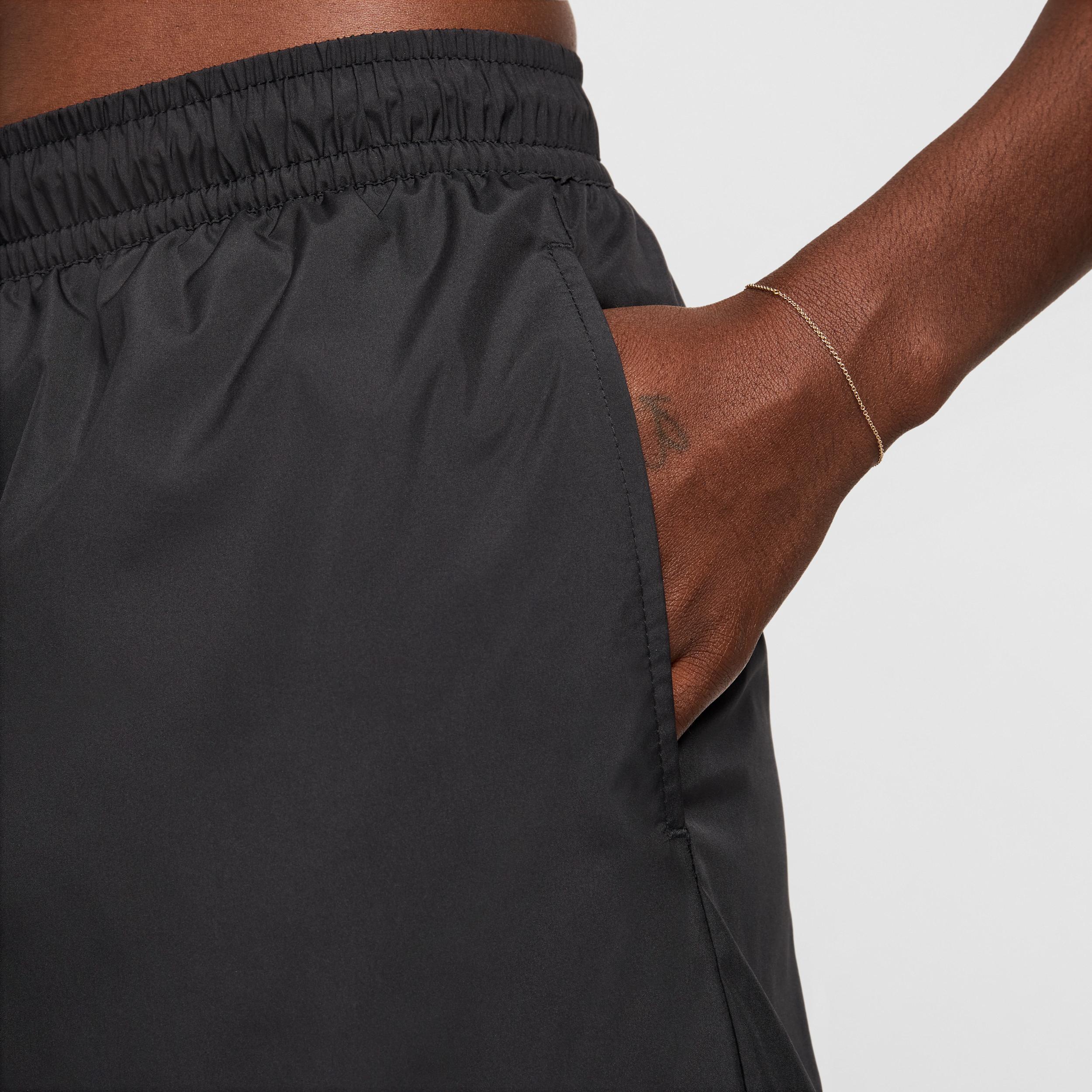 Women's Nike Sportswear Classic Wovens Mid-Rise Shorts Product Image