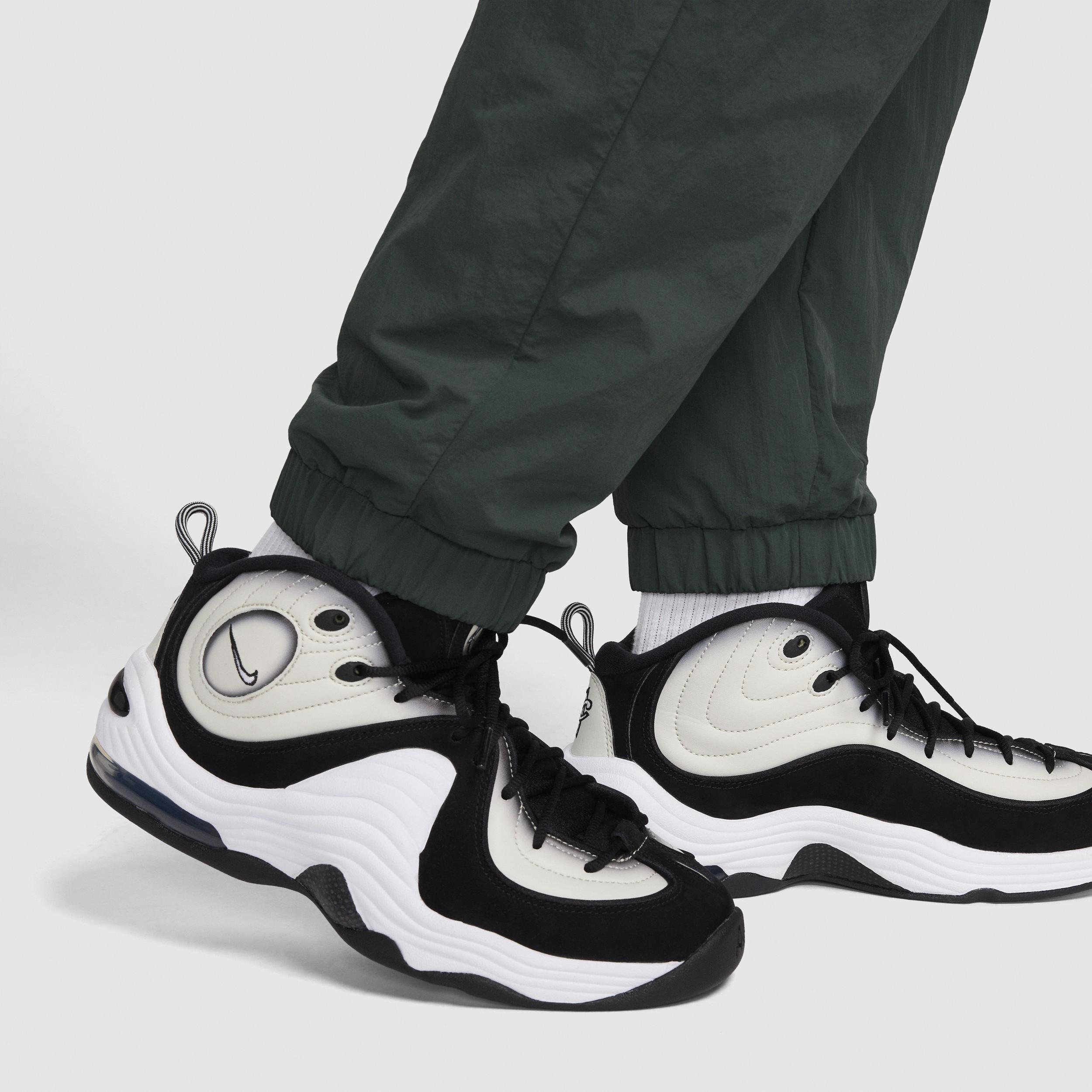 Nike Men's Tech Woven Straight Leg Pants Product Image