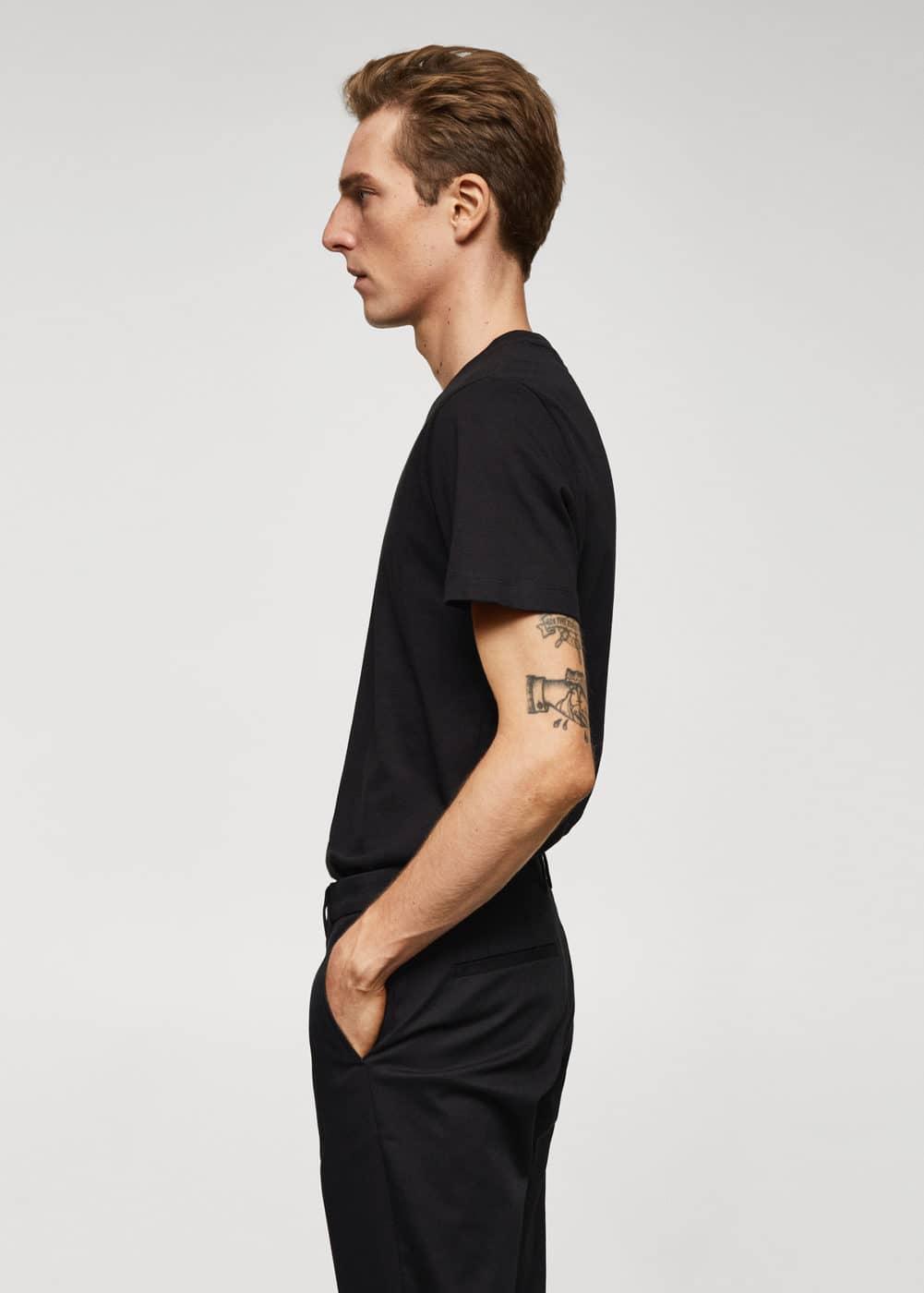 MANGO MAN - Basic cotton stretch T-shirt blackMen Product Image