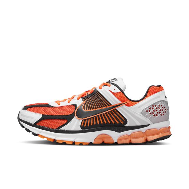 Nike Men's Zoom Vomero 5 Shoes Product Image