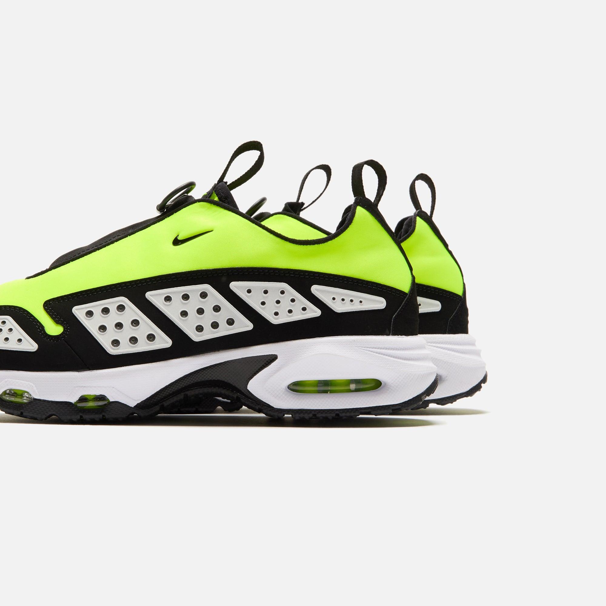 Nike WMNS Air Max SNDR - Volt / White / Black Unisex Product Image