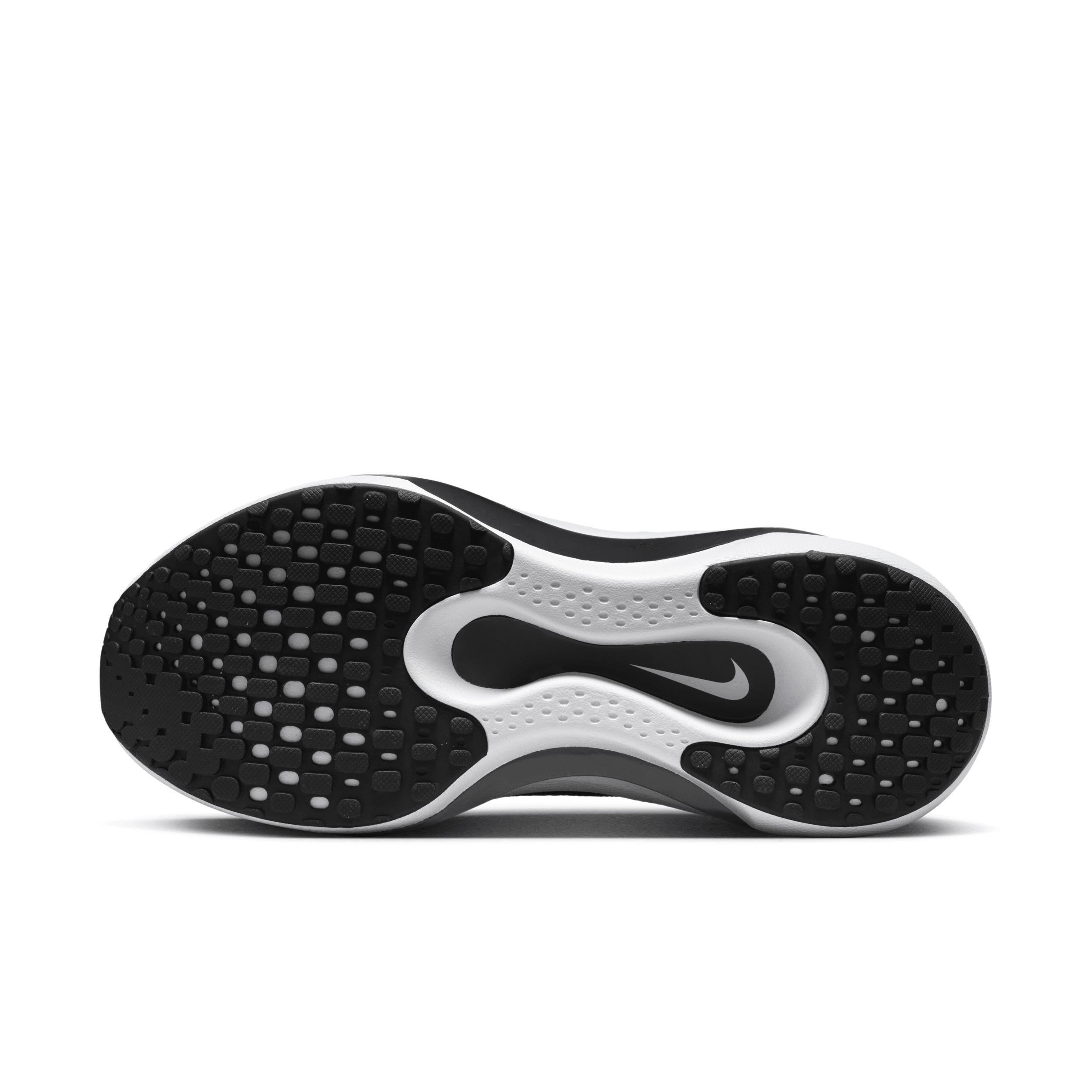 Nike Womens Reina EasyOn Shoes Product Image