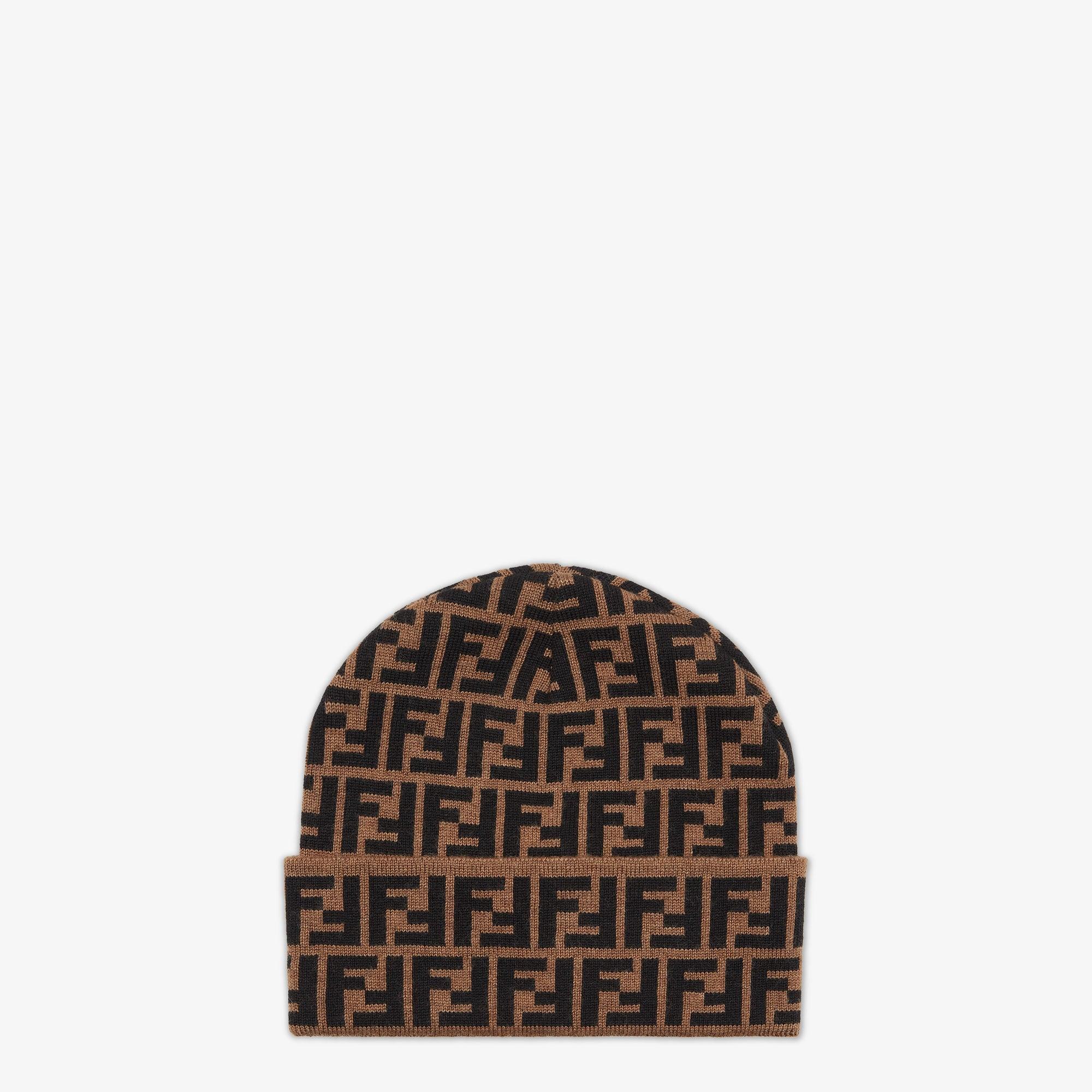 BeanieBrown wool hat Product Image