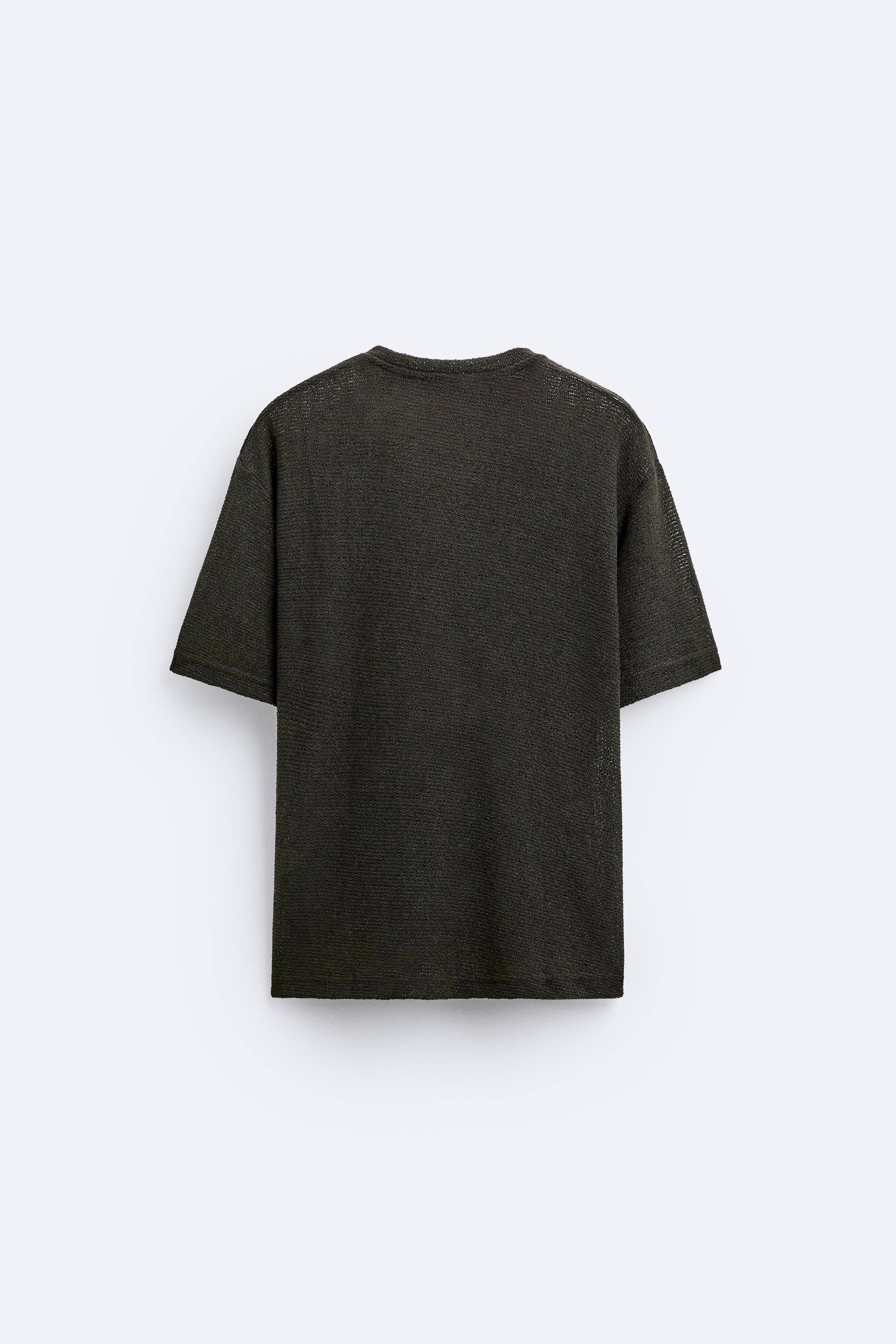 TEXTURED T-SHIRT Product Image