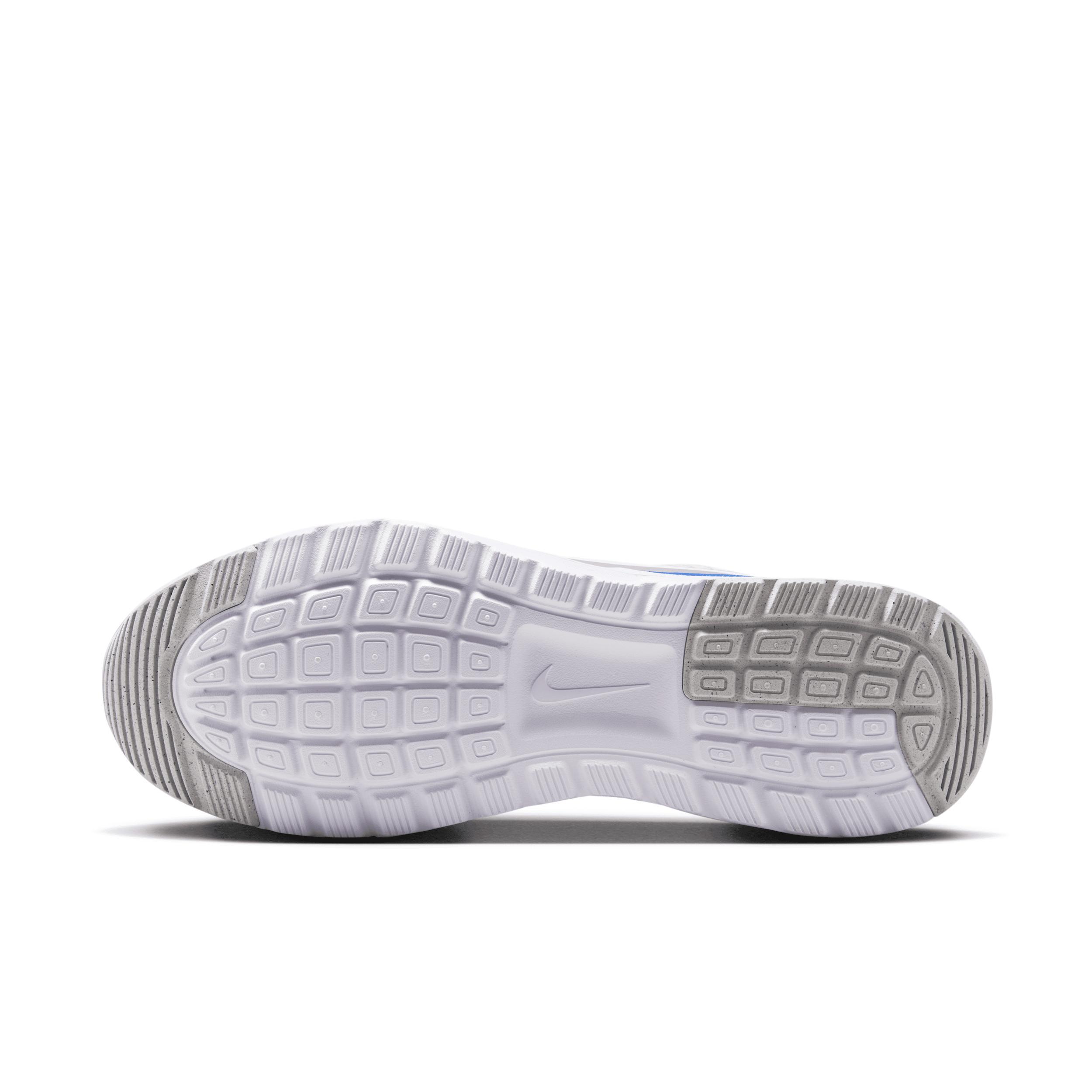 Nike Men's Air Max Nuaxis Shoes Product Image