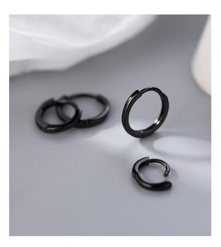 925 Sterling Silver Plain Huggie Earring Product Image