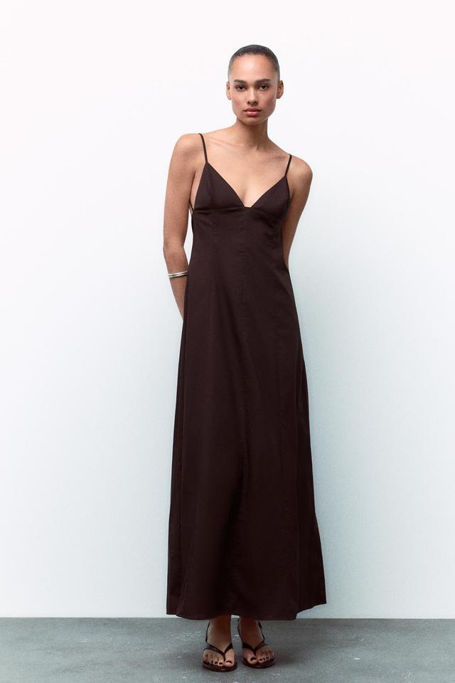 VOLUMINOUS MIDI DRESS Product Image