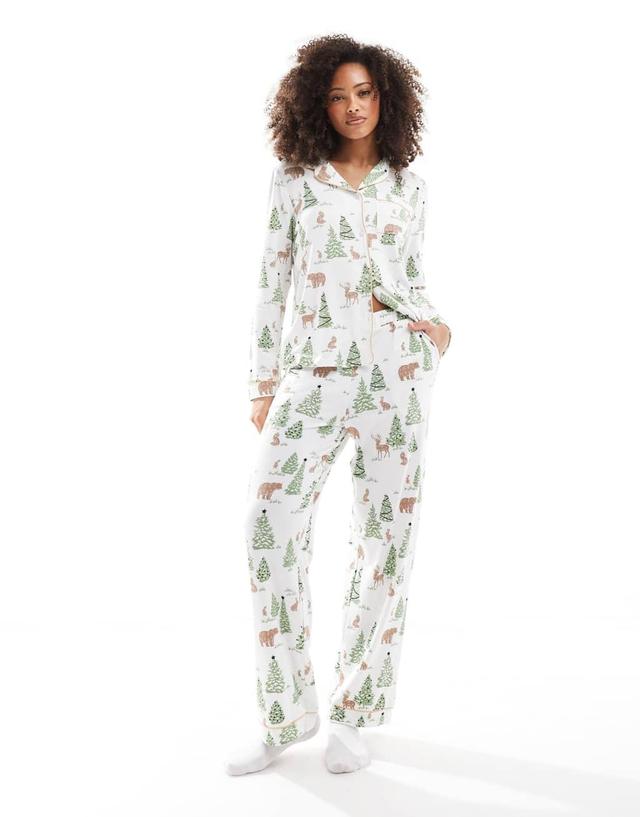 Chelsea Peers Exclusive Christmas print long sleeve top and pants pajama set in cream Product Image