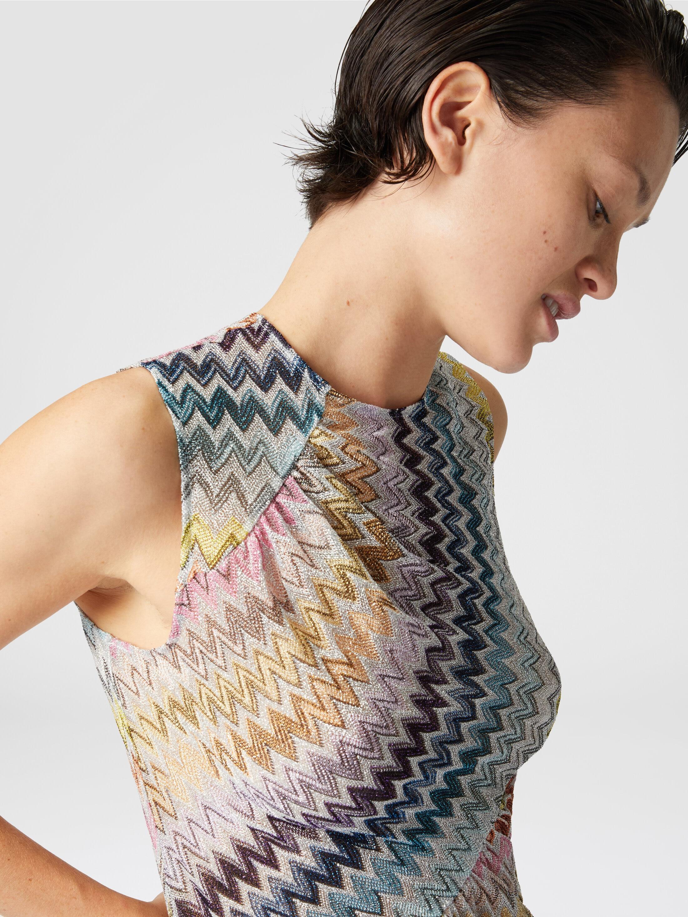 Sleeveless top in zig zag lamé viscose blend Product Image