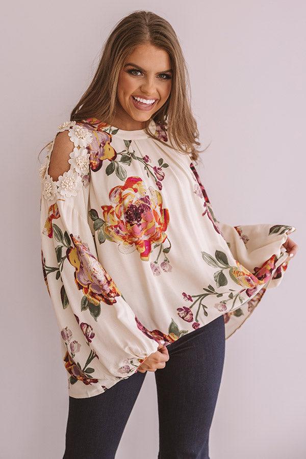 Floral Debut Shift Top In Cream Product Image