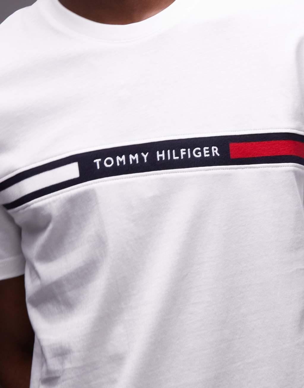 Tommy Hilfiger linear flag t-shirt in white Product Image