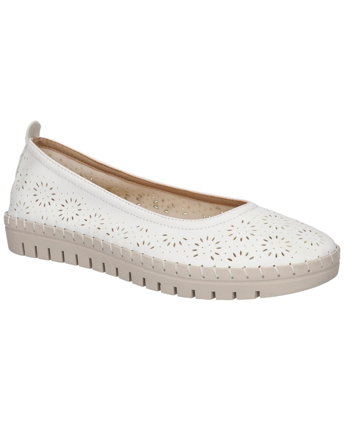 Easy Street Womens Nitza Slip-On Comfort Flats Product Image