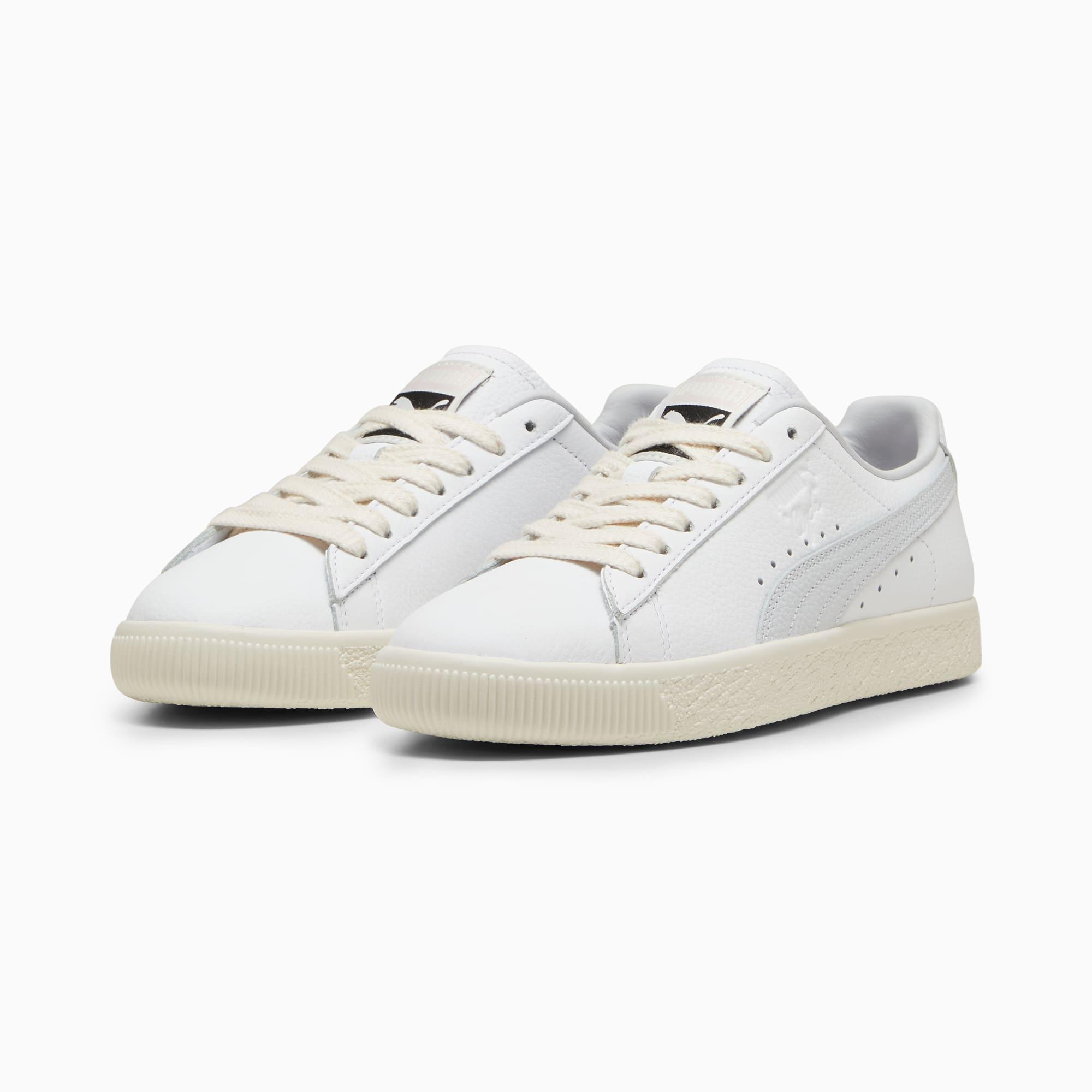 Clyde Leather Women's Sneakers Product Image