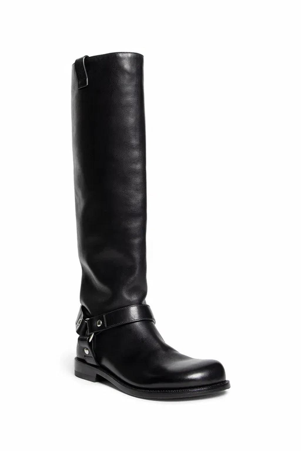 Woman Black Boots Product Image