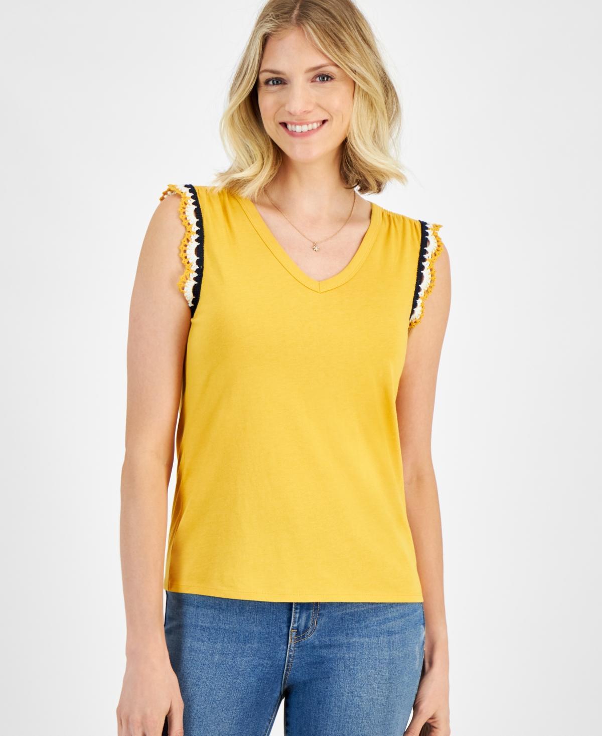 Women's Crochet-Trim Tank Top Product Image