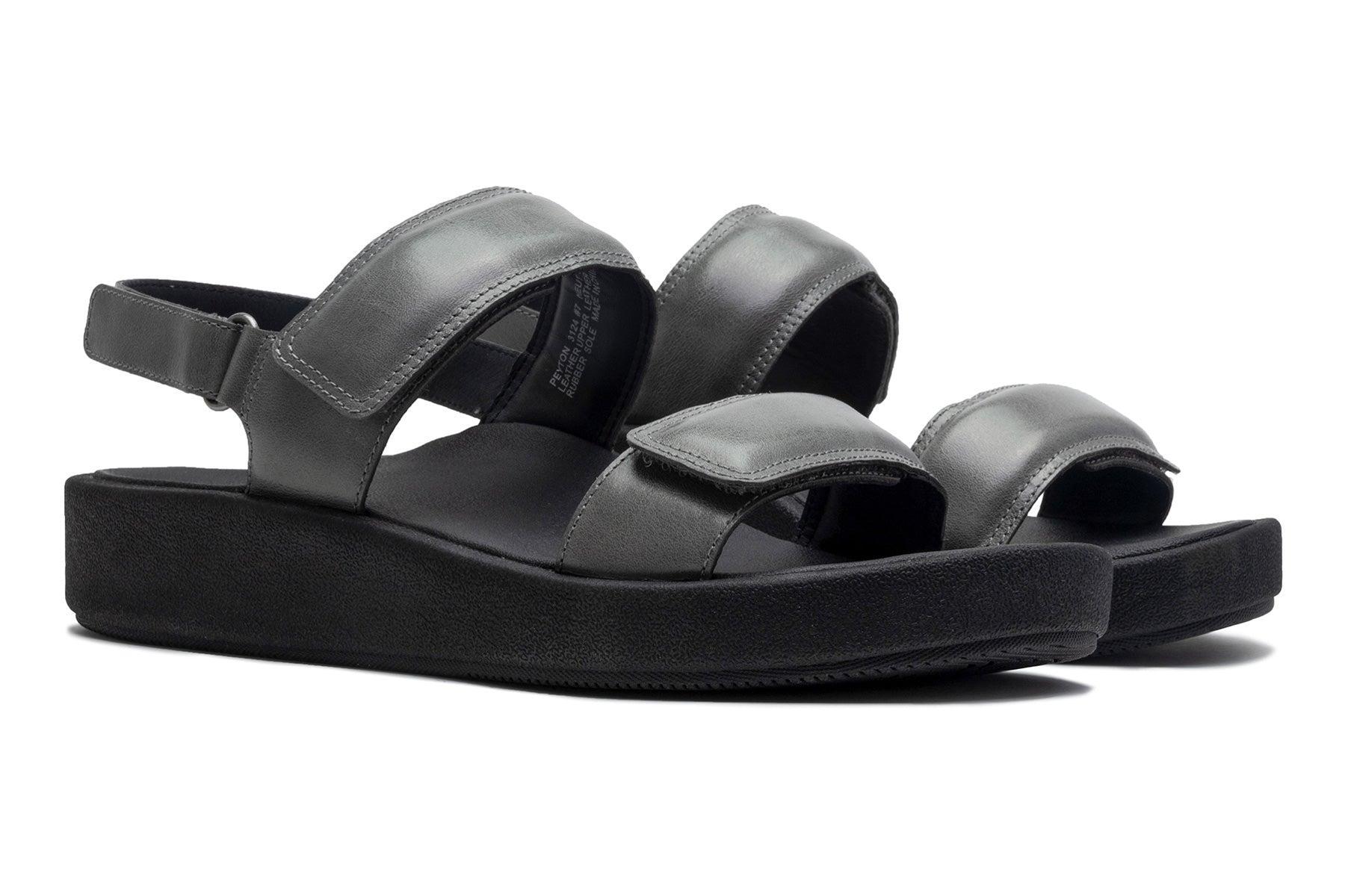 Paseo Sandal Female Product Image