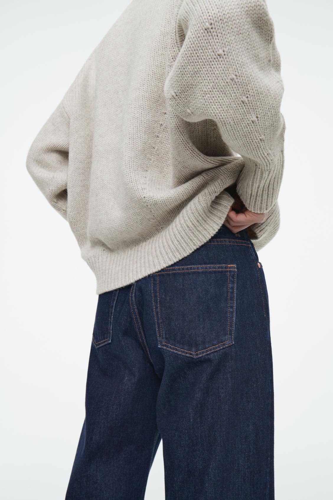 CHUNKY WOOL CREW-NECK JUMPER Product Image