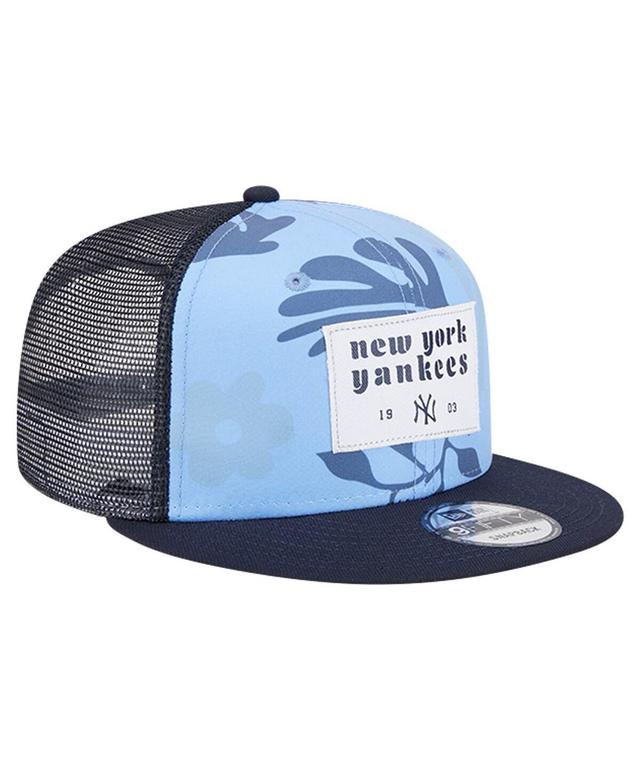 Mens New Era New York Yankees Bikini Bottom Trucker 9FIFTY Snapback Hat, Blue Product Image