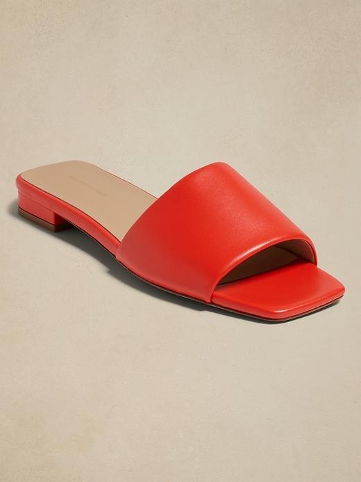 Lucca Leather Slide Sandal Product Image