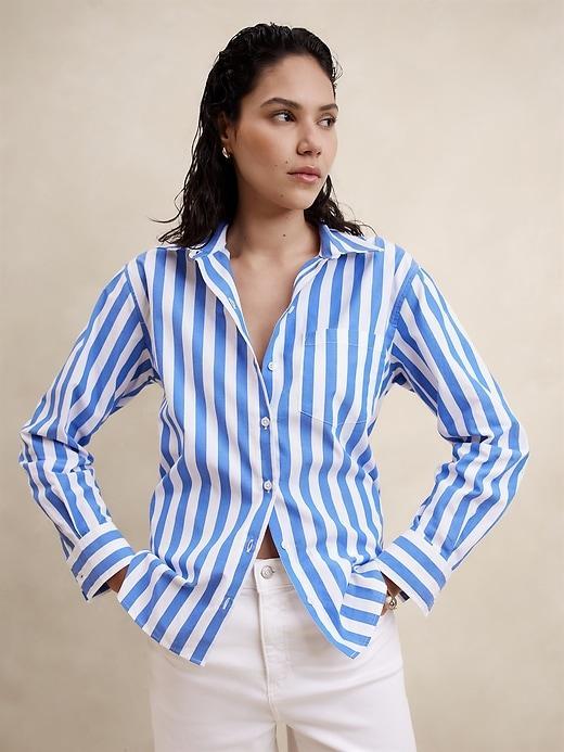 Classic Poplin Shirt Product Image