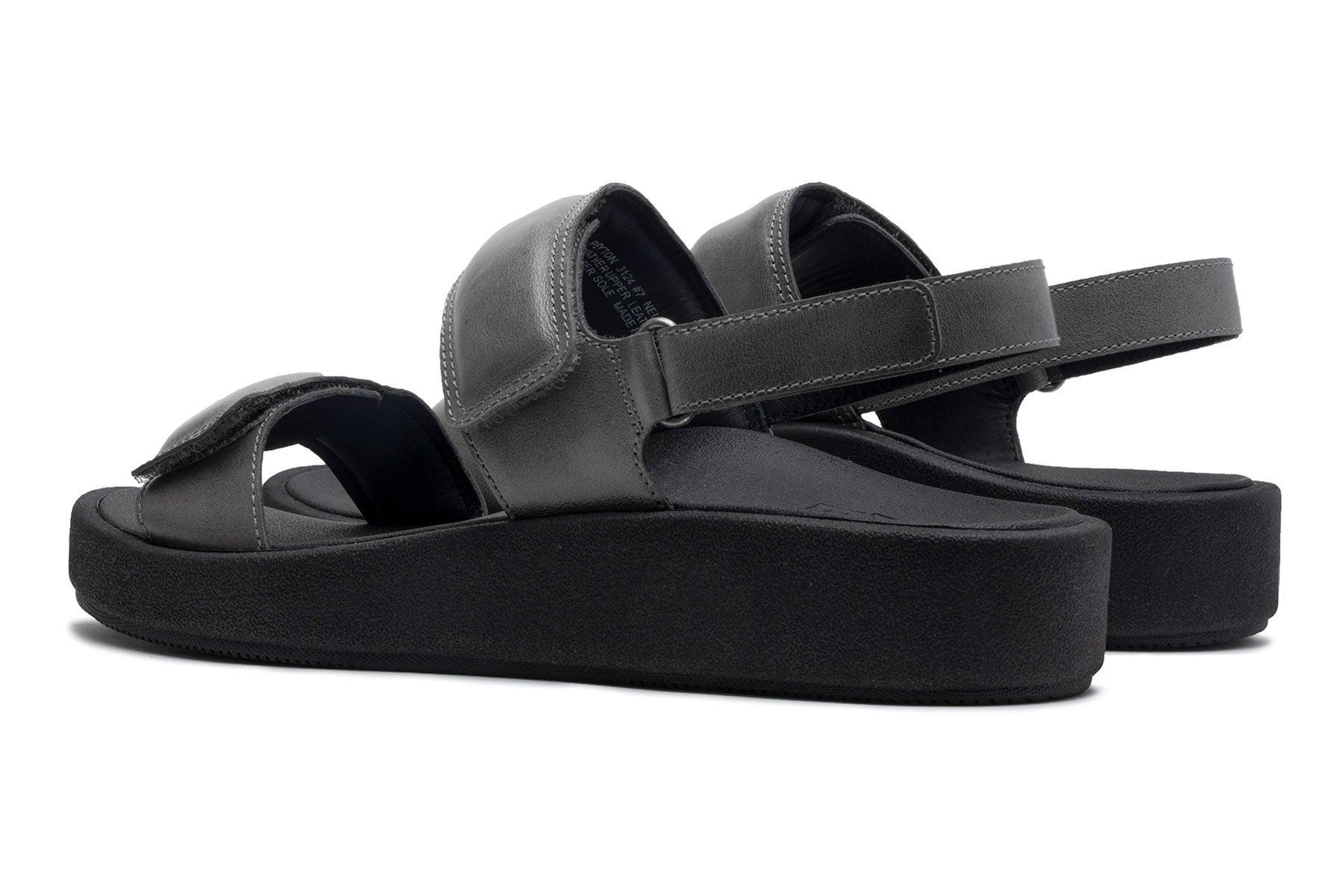 Paseo Sandal Female Product Image