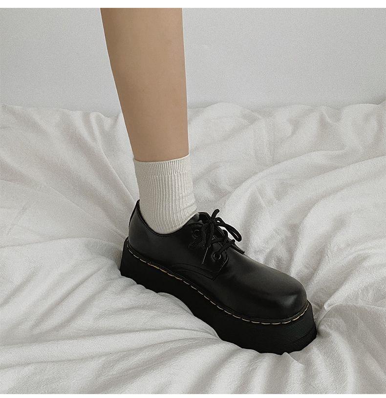 Platform Lace-Up Dress Shoes Product Image