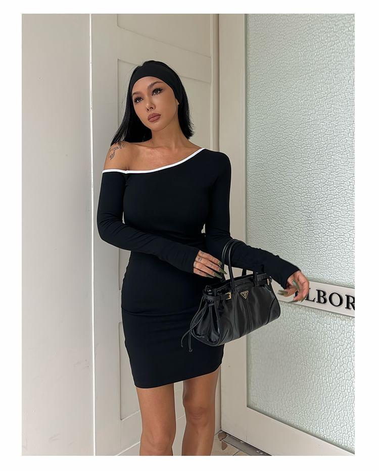 Long-Sleeve One-Shoulder Plain Contrast Trim Mini Sheath Dress / T-Shirt Product Image