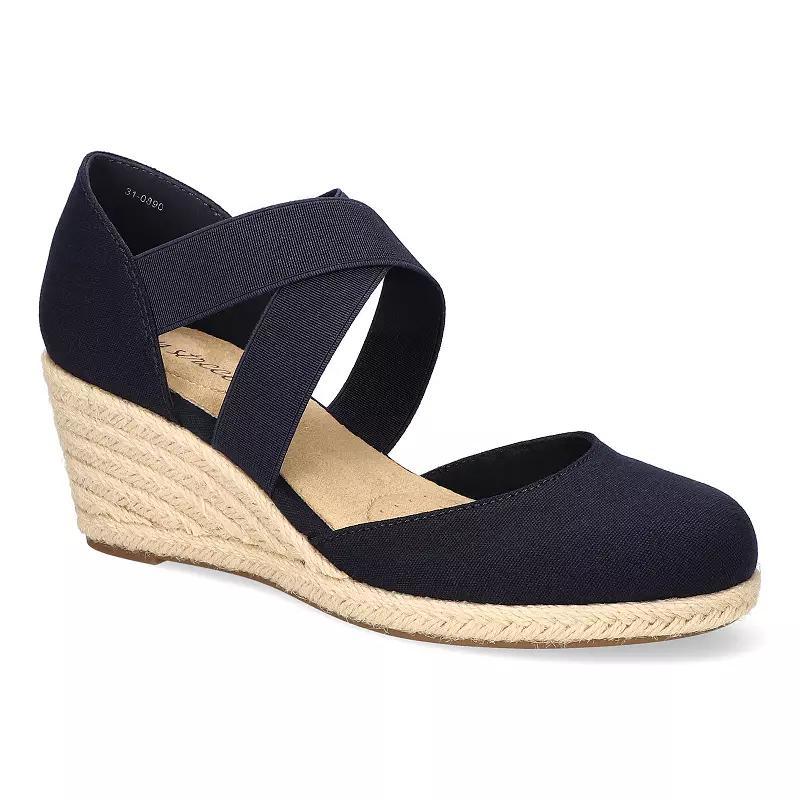 Easy Street Womens Pari Wedge Sandals Product Image