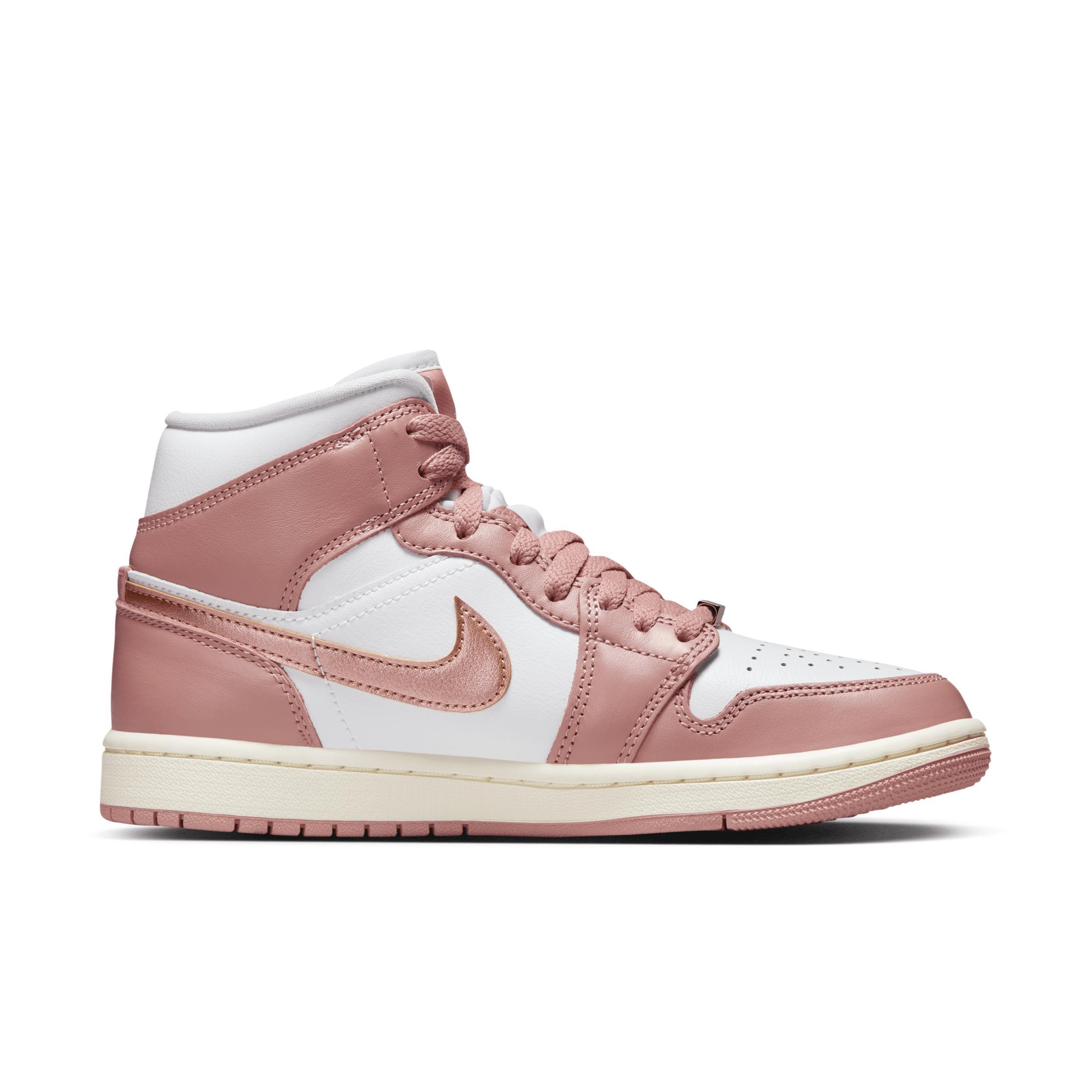 Women's Air Jordan 1 Mid SE Shoes Product Image