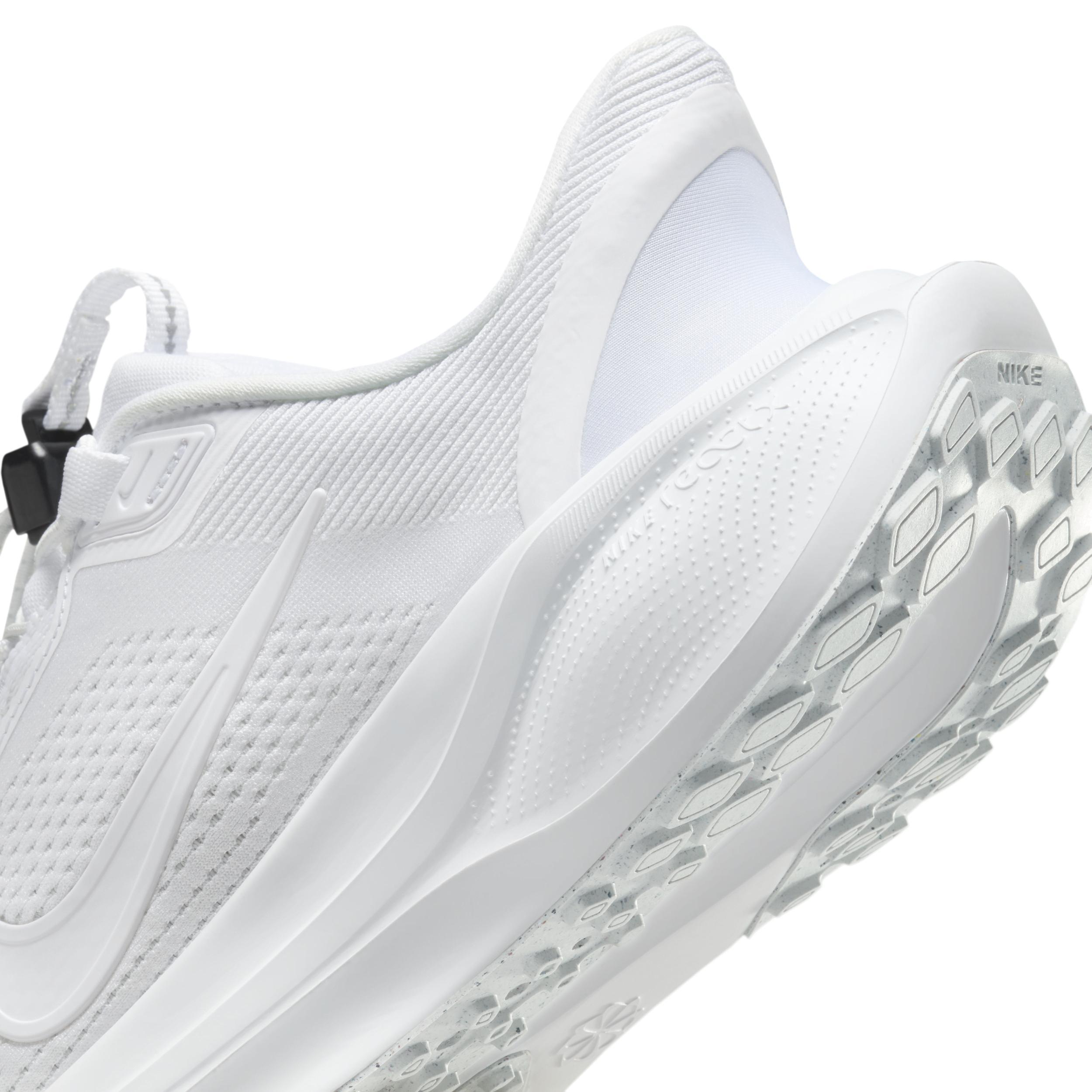 Nike Women's Pegasus EasyOn Road Running Shoes Product Image