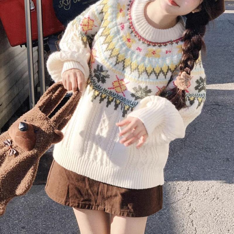 Crew Neck Pattern Jacquard Cable Knit Sweater Product Image